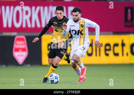 KERKRADE, PAYS-BAS - AVRIL 16: Stefano Marzo de Roda JC, Mounir El Allouchi de NAC Breda pendant le match hollandais de Keukenkampidikoenie entre Roda Banque D'Images