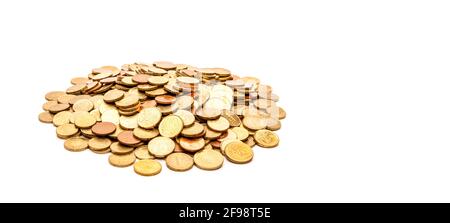 Pile de pièces en euros sur fond clair Banque D'Images
