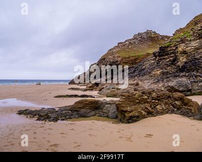 St Agnes Beach à Cornwall - un paradis pour les surfeurs en Angleterre Banque D'Images