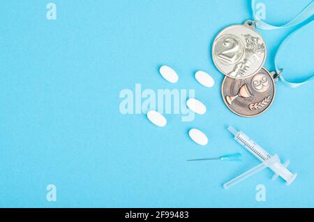 Le dopage dans le sport. Abus de stéroïdes anabolisants dans les pilules et les injections. Industrie pharmaceutique. Studio photo Banque D'Images