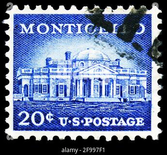 MOSCOU, RUSSIE - 4 NOVEMBRE 2019: Timbre-poste imprimé aux États-Unis montre Monticello (1772), Charlottesville, Virginie, série Liberty issue, cir Banque D'Images