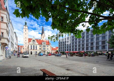 Ancienne mairie, Pfeifturm, tour église paroissiale Saint-Moritz, nouvel hôtel de ville, place de l'hôtel de ville, architecture, Ingolstadt, Bavière, Allemagne, Europe Banque D'Images