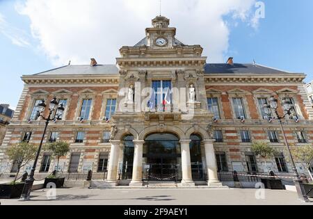 Hôtel de ville du 19ème arrondissement situé près du parc Buttes-Chaumont, Paris, France. Banque D'Images