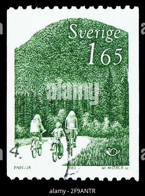 MOSCOU, RUSSIE - 22 SEPTEMBRE 2019: Timbre-poste imprimé en Suède montre Norden - Tourisme, série, vers 1983 Banque D'Images