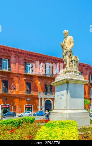 BARI, ITALIE, 20 JUIN 2014 : statue de Nicolo Piccinni à Bari, Italie. Banque D'Images