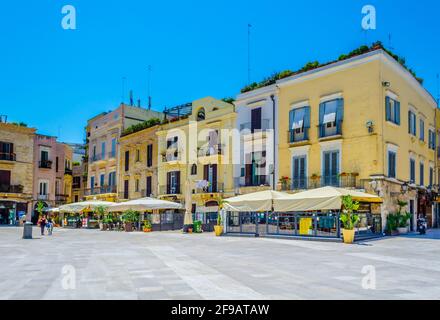 BARI, ITALIE, 20 JUIN 2014 : vue sur la piazza Mercantile à Bari, Italie. Banque D'Images