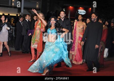 Cannes, France. 15 mai 2011 Premier film Bollywood: The Greatest Love Story jamais raconté pendant le 64ème Festival de Cannes Banque D'Images