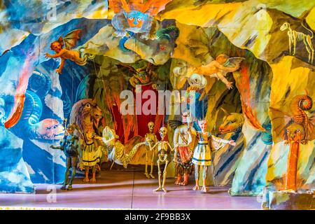 ISOLA MADRE, ITALIE, 27 JUILLET 2017 : théâtre de marionnettes au palais Borromeo sur Isola Madre, Italie Banque D'Images