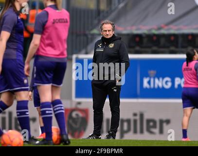 Louvain, Belgique. 17 avril 2021. Heverlee, Belgiu, le 17 avril 2021, le directeur Patrick Wachel d'Anderlechtpictured lors d'un match de football féminin entre Oud Heverlee Leuven et RSC Anderlecht le 2e jour de match 1 de la saison 2020 - 2021 de la Super League belge des Womens, samedi 17 avril 2021 à Heverlee, Belgique . PHOTO SPORTPIX.BE | SPP | DAVID CATRYNOT POUR UTILISATION ET VENTE EN BELGIQUE CRÉDIT: SPP SPORT PRESS PHOTO. /Alamy Live News Banque D'Images