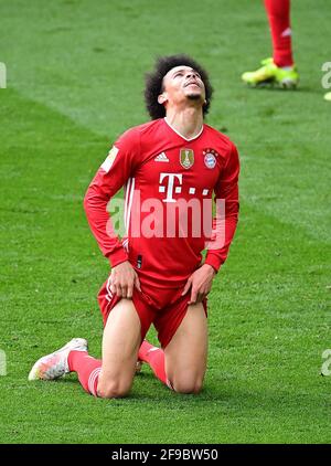 Ville de Wolfsburg, Allemagne. 17 avril 2021. Firo: 17.04.2021, football, 1. Bundesliga, saison 2020/2021, VfL Wolfsburg - FC Bayern Munich Leroy Sane (Bayern) Credit: Tim Groothuis/Witters/via firosportphoto | usage dans le monde entier/dpa/Alay Live News Banque D'Images