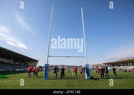 Newcastle, Royaume-Uni. 20 mars 2021. NEWCASTLE UPON TYNE, ROYAUME-UNI. 17 AVRIL le joueur des Falcons se réchauffe avant le match Gallagher Premiership entre Newcastle Falcons et Bristol à Kingston Park, Newcastle, le samedi 17 avril 2021. (Credit: Chris Lishman | MI News) Credit: MI News & Sport /Alay Live News Banque D'Images