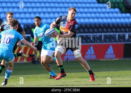 Twickenham, Angleterre. 17 avril 2021. Alex Dombrandt de Harlequins pendant le match de Premiership de Gallagher entre Harlequins et Worcester Warriors au Stoop. Credit: Richard Perriman/Alamy Live News Banque D'Images