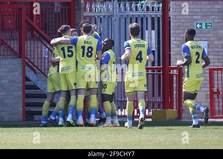 Les joueurs de Solihull fêtent leur premier but lors de Dagenham & Redbridge vs Solihull Moors, Vanarama National League football à la construction de Chigwell Banque D'Images