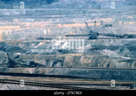 Extraction de lignite à ciel ouvert en 1980 à Frechen, Rhénanie-du-Nord-Westphalie, Allemagne Banque D'Images