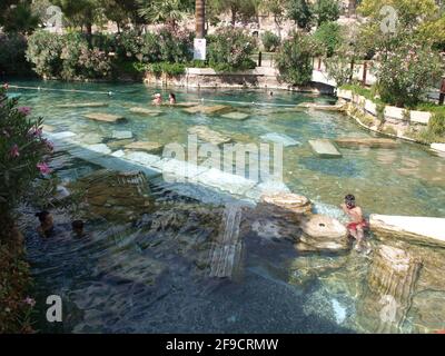 Piscines de Cleopatr, Pamukkale, Turquie Banque D'Images