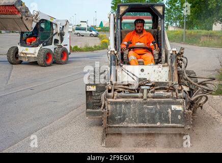 Tambour de fraisage pour la fraiseuse. Le broyage de l'asphalte pour la reconstruction de la route pour les mini-accessoire Banque D'Images