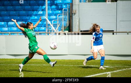 Solihull, Royaume-Uni. 18 avril 2021. BIRMINGHAM ATTAQUE pendant le match de la Womens FA Cup entre Birmingham City & Coventry United au SportNation.bet Stadium à Solihull, Angleterre crédit: SPP Sport Press photo. /Alamy Live News Banque D'Images