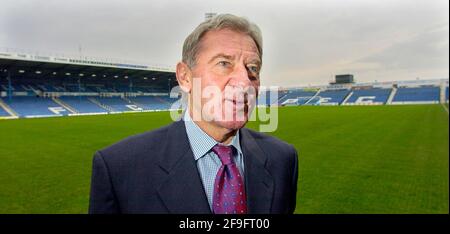 MILAN MANDARIC PROPRIÉTAIRE DE PORTSMOUTH FOOT BALL CLUB 12/12/2004 IMAGE DAVID ASHDOWNPREMIERSHIP FOOTBALL Banque D'Images