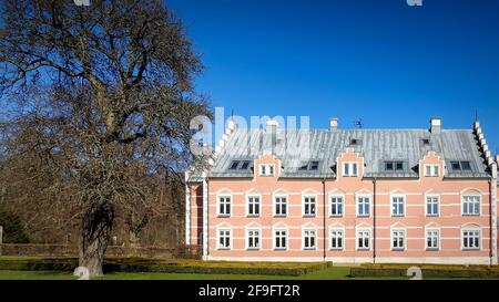 HELSINGBORG, SUÈDE - 03 AVRIL 2021 : vue sur l'ancien château de Palsjo à Helsingborg. Le château a été construit à la fin des années 1670 et restauré en 1873. Banque D'Images