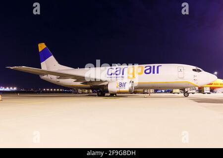Stuttgart, Allemagne - 7 février 2018 : avion Cargoair Boeing 737-300SF à l'aéroport de Stuttgart (STR) en Allemagne. Boeing est un fabricant d'avions ba Banque D'Images