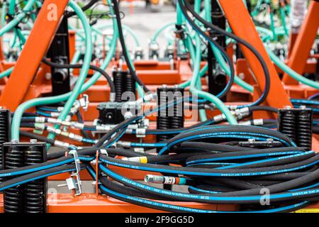 Technique agraire. Gros plan des pièces des mécanismes de la machine Banque D'Images