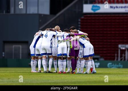 Copenhague, Danemark. 18 avril 2021. Les joueurs du FC Copenhague se sont réunis dans un caucus avant le match 3F Superliga entre le FC Copenhague et le FC Nordsjaelland à Parken à Copenhague. (Crédit photo : Gonzales photo/Alamy Live News Banque D'Images