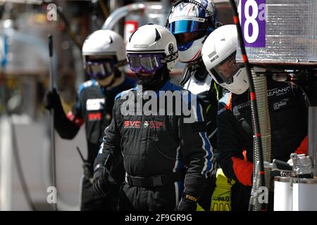 Mécanicien, mécanicien , pendant les 2021 4 heures de Barcelone, 1er tour de la série européenne le Mans 2021, du 15 au 17 avril 2021 sur le circuit de Barcelone-Catalunya, à Montmelo, près de Barcelone, Espagne - photo Frédéric le Flo'h / DPPI Banque D'Images