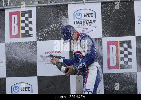 Birmingham, Alabama, États-Unis. 18 avril 2021. ALEX PALOU (10) de Barcelone, Espagne, remporte le Honda Indy Grand Prix d'Alabama au Barber Motorsports Park de Birmingham, Alabama. Credit: Walter G Arce SR Grindstone Medi/ASP/ZUMA Wire/Alay Live News Banque D'Images