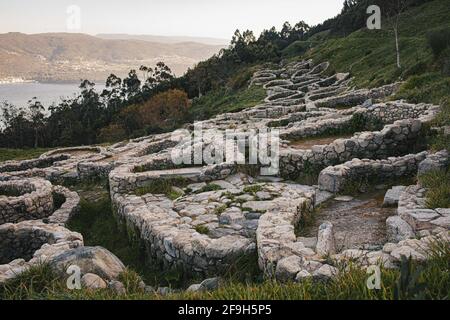 Ruines de l'ancien village celtique de Santa Tecla, Galice, Espagne Banque D'Images