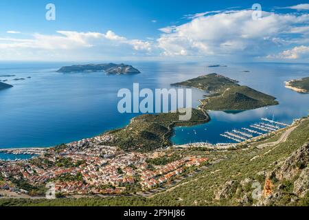 Belle vue sur la station balnéaire de Kas en Turquie. Banque D'Images