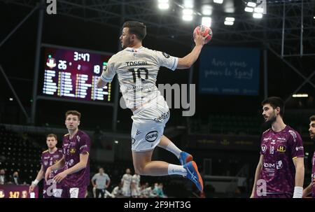 Dylan Tossin de Dunkerque HGL pendant le championnat français, Lidl Starligue handball match entre HBC Nantes et Dunkerque HGL le 18 avril 2021 à H Arena à Nantes, France - photo Laurent Lairys / DPPI Banque D'Images