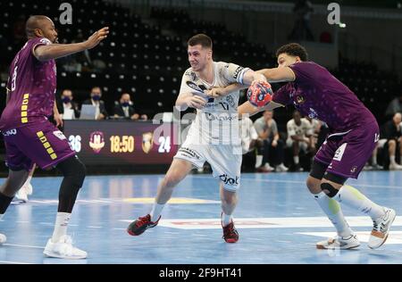 Gabin Martinez de Dunkerque HGL et Rock Feliho, Theo Monar de HBC Nantes pendant le championnat français, Lidl Starligue handball match entre HBC Nantes et Dunkerque HGL le 18 avril 2021 à H Arena à Nantes, France - photo Laurent Lairys / DPPI Banque D'Images