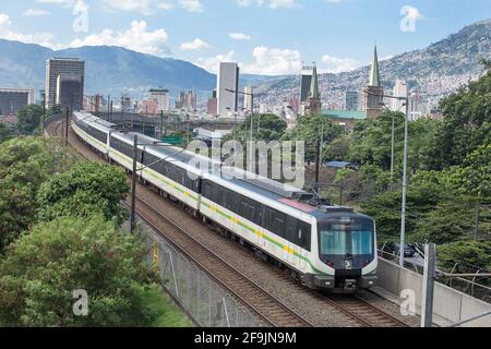 Medellin, Antioquia / Colombie - 03 août 2017. Transports en commun dans la ville Banque D'Images