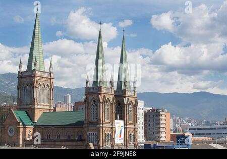 Medellin, Antioquia / Colombie - 03 août 2017. Église notre-Dame de l'aide perpétuelle. Style néogothique Banque D'Images