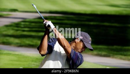 RYDER CUP 2002 AU BELFRY 24/9/2002 T-SHIRTS TIGER WOODS SUR LA 14ÈME PHOTO DAVID ASHDOWN.RYDER COUPE BELFRY 2002 Banque D'Images