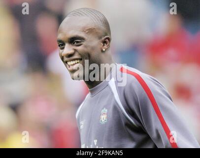 LIVERPOOL V MAN UTD 18/9/2005 MOMO SISSOKO PHOTO DAVID ASHDOWN.PREMIER MINISTRE FOOTBALL Banque D'Images