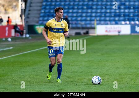 Brondby, Danemark. 18 avril 2021. Andreas Bruus (17) de Brondby SI vu pendant le match 3F Superliga entre FC Brondby IF et Aarhus GF Brondby Stadion dans Brondby. (Crédit photo : Gonzales photo/Alamy Live News Banque D'Images