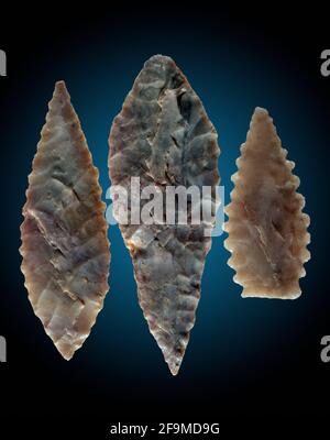 Flint Arrowhead points néolithiques, Sahara Desert Africa Banque D'Images