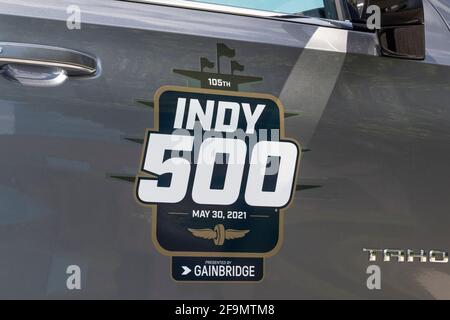 Indianapolis - Circa avril 2021 : logo spécial commémorant le Indianapolis 500 au circuit automobile d'Indianapolis. IMS se prépare à la 105e exécution de Banque D'Images