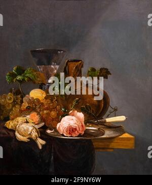 Encore la vie avec les raisins, les oiseaux morts et le verre de vin sur une table en bois, J. de Vries, Banque D'Images