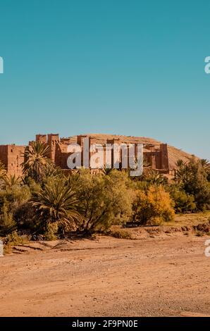 La forteresse (ksar) d'Aid Benhaddou dans les montagnes de l'Atlas près de Marrakech, au Maroc Banque D'Images