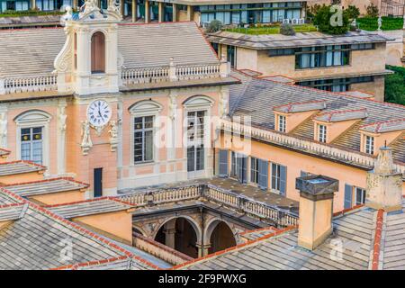 vue sur le palais doria tursi dans la ville italienne gênes Banque D'Images