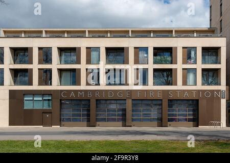 Devant la centrale incendie de Cambridge, au Royaume-Uni. Banque D'Images