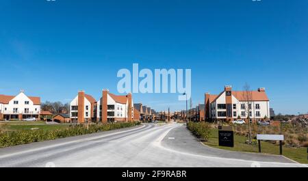 Winchester, Hampshire, Angleterre, Royaume-Uni. 2021. Nouveau logement au nord de Winchester avec certains en construction. Banque D'Images