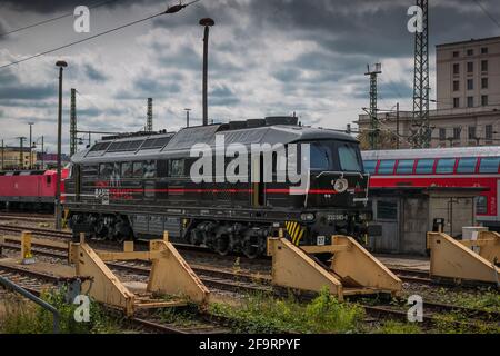 17 mai 2019 Dresde, Allemagne - Dresden Hauptbahnhof - la gare centrale par une journée de printemps nuageux. Banque D'Images