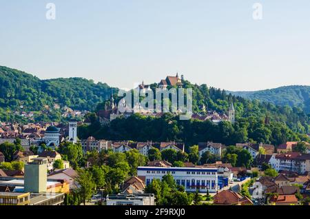 vue aérienne de la citadelle dans la ville roumaine de sighisoara Banque D'Images