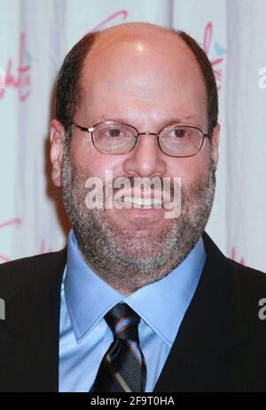 **PHOTO DE FICHIER** Scott Rudin aurait été retiré de A24 film Projects comme producteur. Le producteur Scott Rudin participe aux Prix du cercle des critiques du film de New York 2007 à Spotlight Live à New York le 6 janvier 2008. Crédit photo : Henry McGee/MediaPunch Banque D'Images