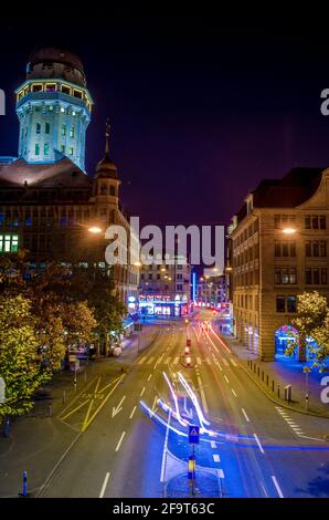 tour de l'observatoire d'Urania. Urania est un observatoire public situé dans le quartier Lindenhof de Zurich, en Suisse Banque D'Images