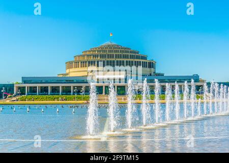 Fontaine multimédia de Wroclaw en face de la salle Stulecia, Pologne Banque D'Images