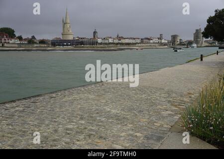 Centre-ville de la Rochelle, France et port vu du parc Banque D'Images